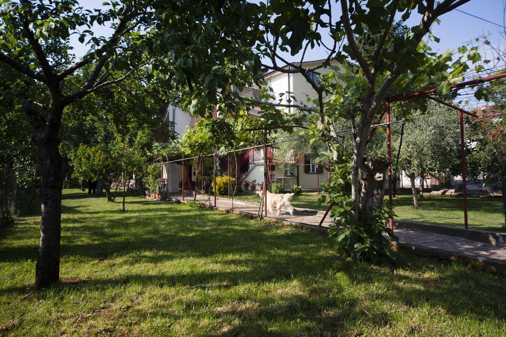 Apartments Milica Umag Exterior foto